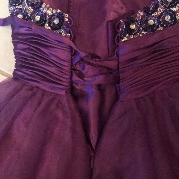 Sequin homecoming dress - Picture 7 of 8